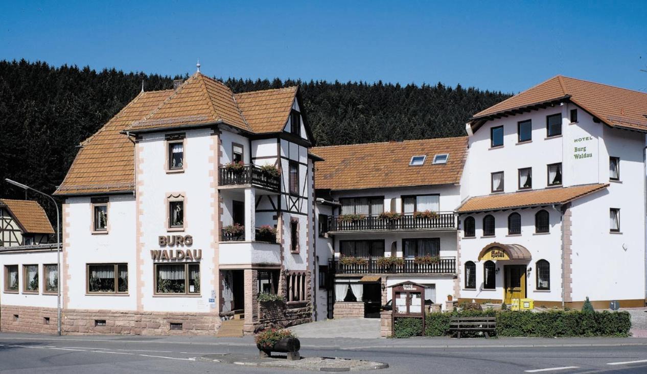 Hotel Burg Waldau Grasellenbach Exterior foto